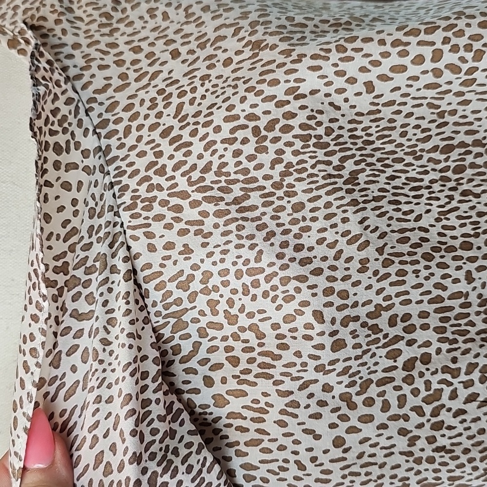 H&M LEOPARD PRINT SHORT SLEEVE TIERED PULLOVER TOP BLOUSE - Picture 3 of 13